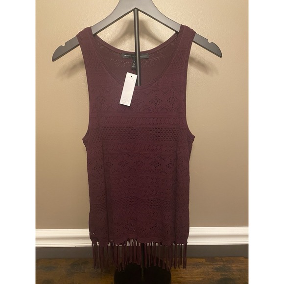 White House Black Market Tops - White House Black Market Cabernet Fringe Hem Sleeveless Crochet Knit Top Sz. S